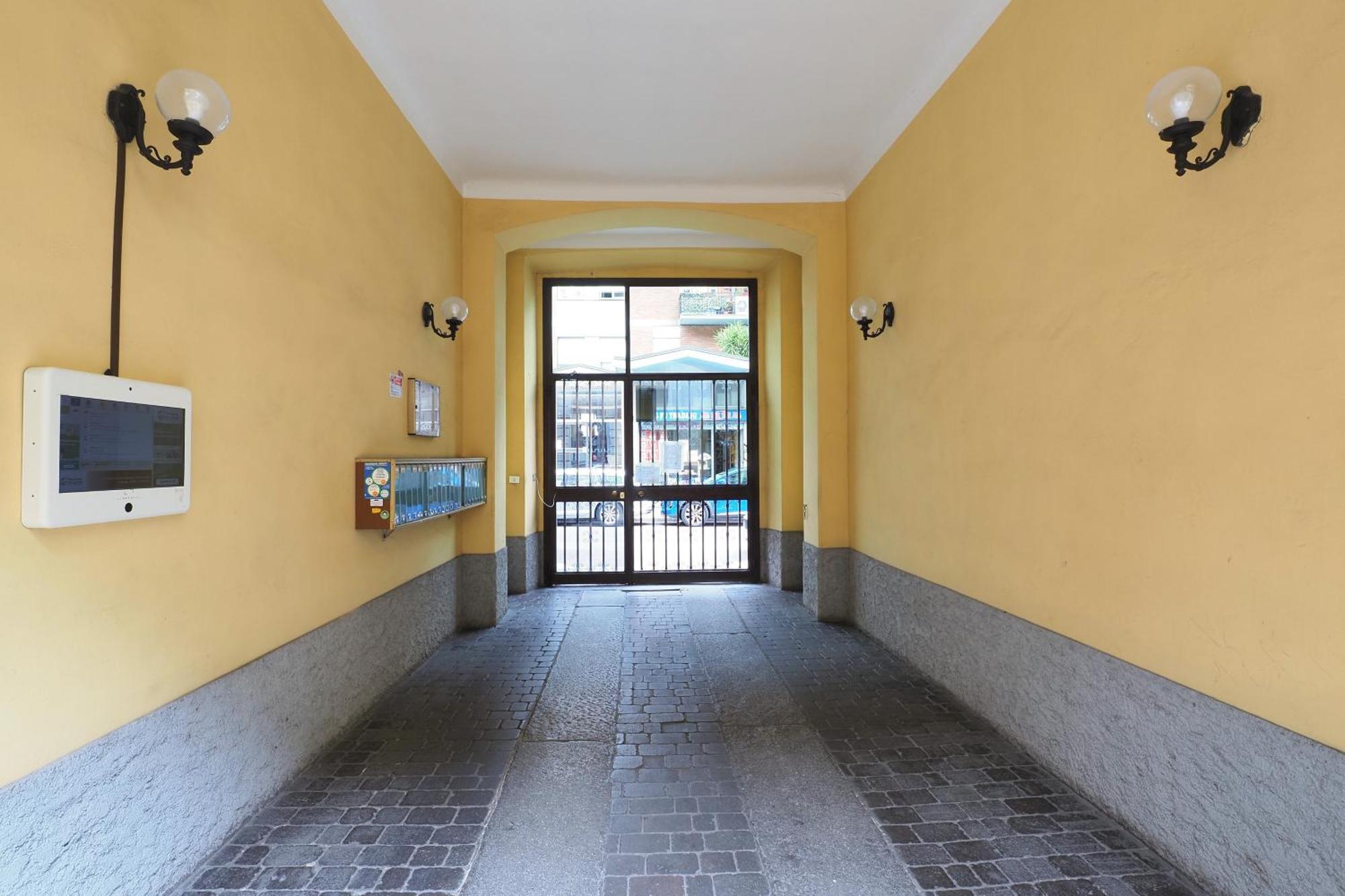 Appartamento Primopiano - Rosmini Milano Esterno foto