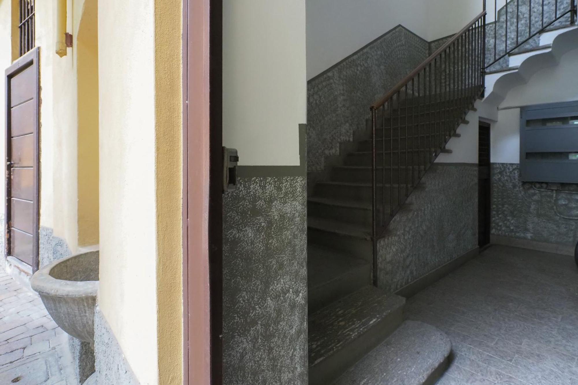 Appartamento Primopiano - Rosmini Milano Esterno foto